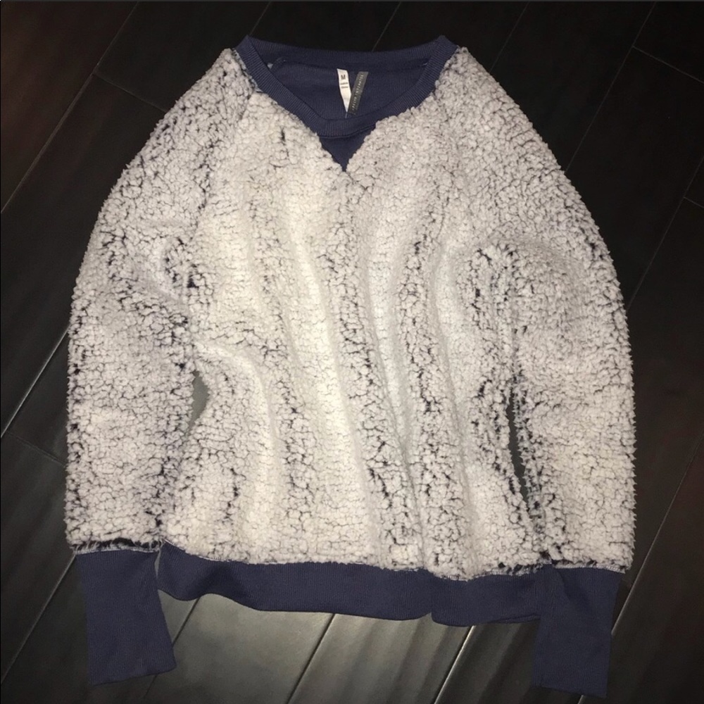 Fuzzy Fleece NWT